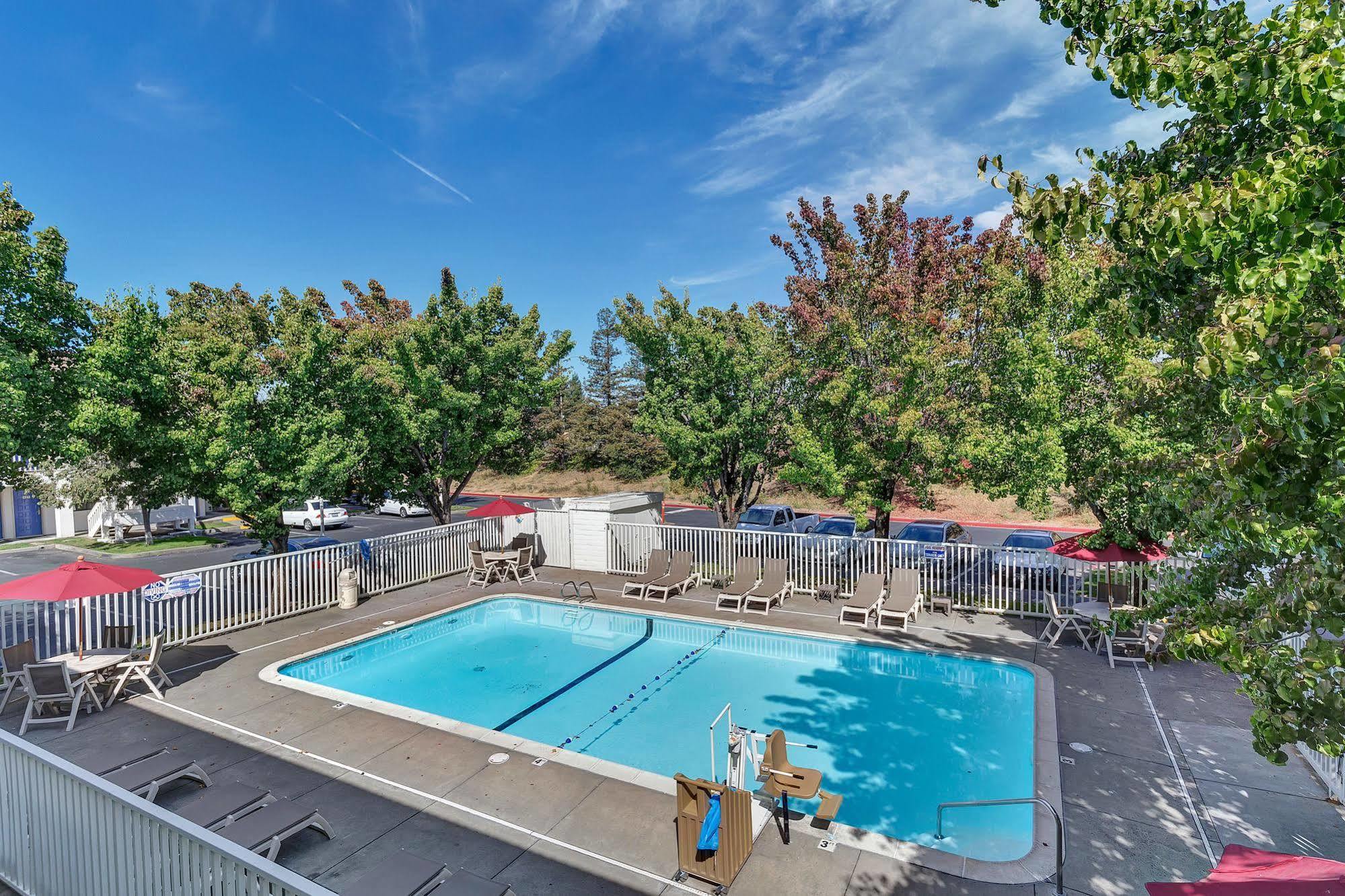 Motel 6-Santa Rosa, Ca - North Екстериор снимка